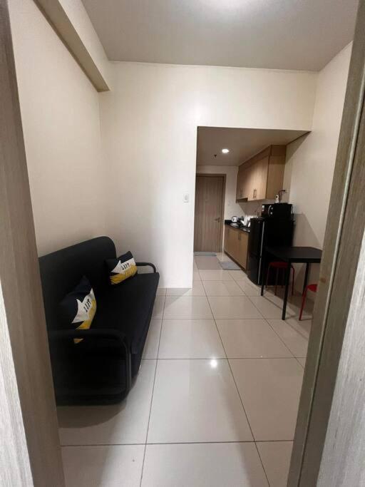Breeze Residences - 1Br Unit With Balcony -Top Floor 马尼拉 外观 照片