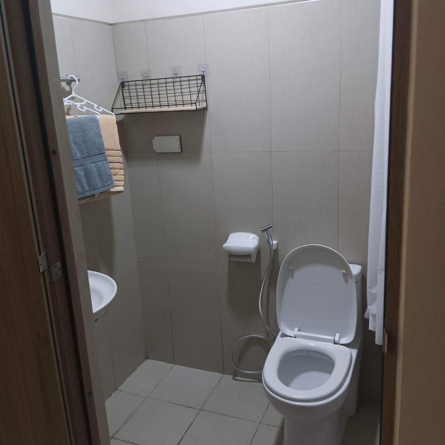 Breeze Residences - 1Br Unit With Balcony -Top Floor 马尼拉 外观 照片