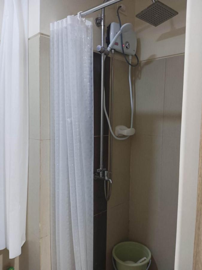 Breeze Residences - 1Br Unit With Balcony -Top Floor 马尼拉 外观 照片